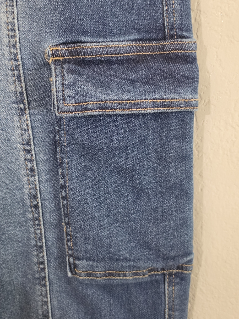Risen Cargo Wide Leg Jeans Medium Wash High Waist Stretchy Denim Juniors Size 3 - Picture 4 of 11